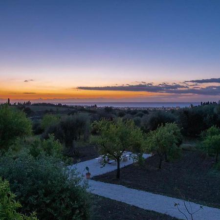 Bed and Breakfast Luccicamare Family-Run Beb Noto Exteriér fotografie