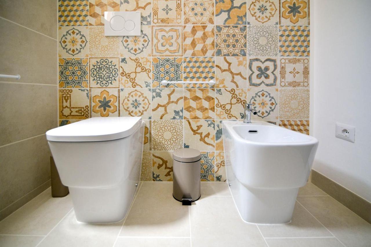 Bed and Breakfast Luccicamare Family-Run Beb Noto Exteriér fotografie